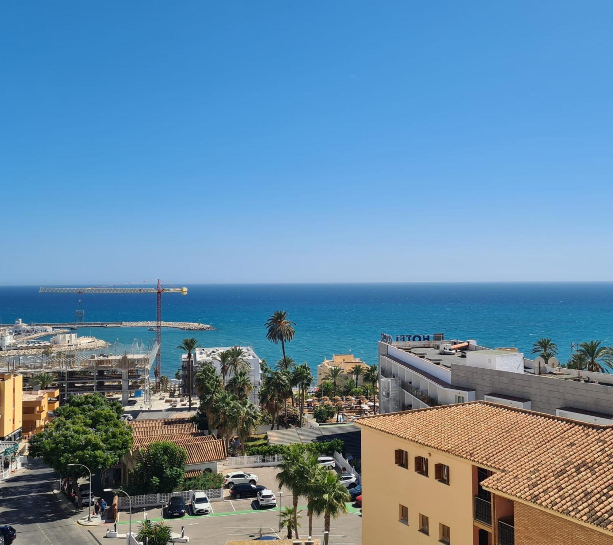 Apartamento Con Vistas Al Mar Cerca Del Puerto Benalmadena Exterior photo